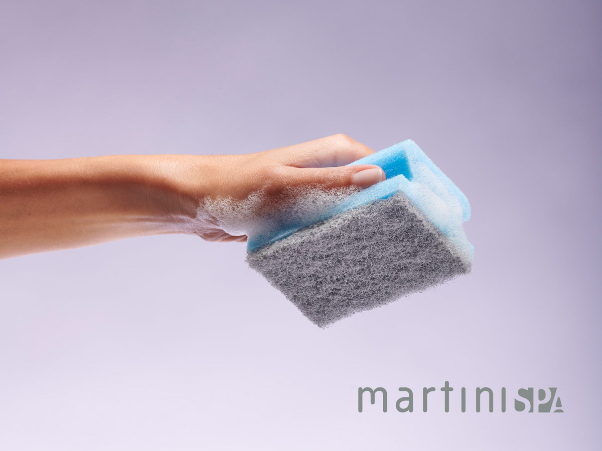 Comment nettoyer votre éponge : nos 7 astuces - Martini Spa